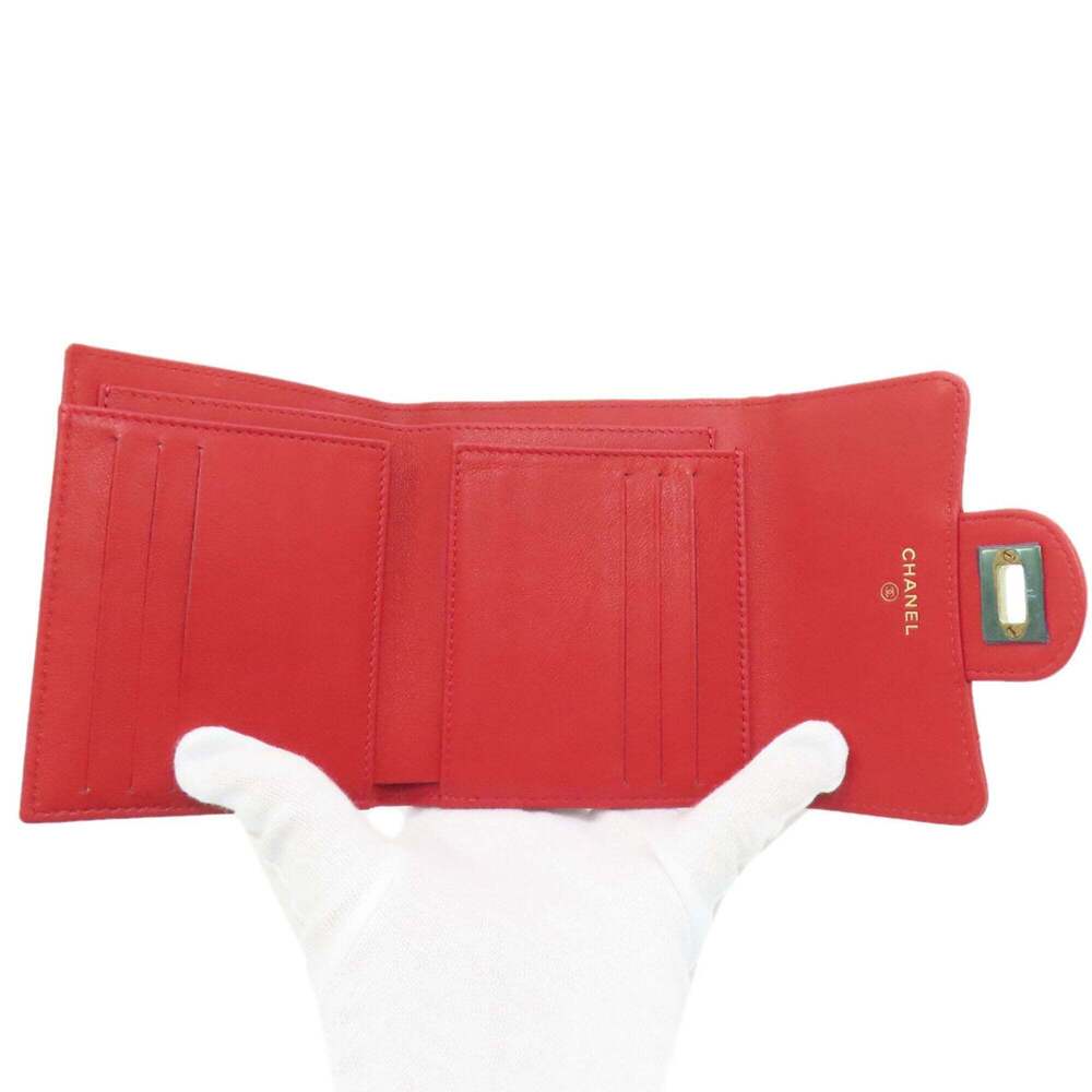 CHANEL Red Wallet - Picture 5 of 16